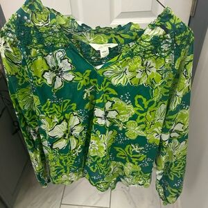 NWOT LILLY PULITZER floral blouse.